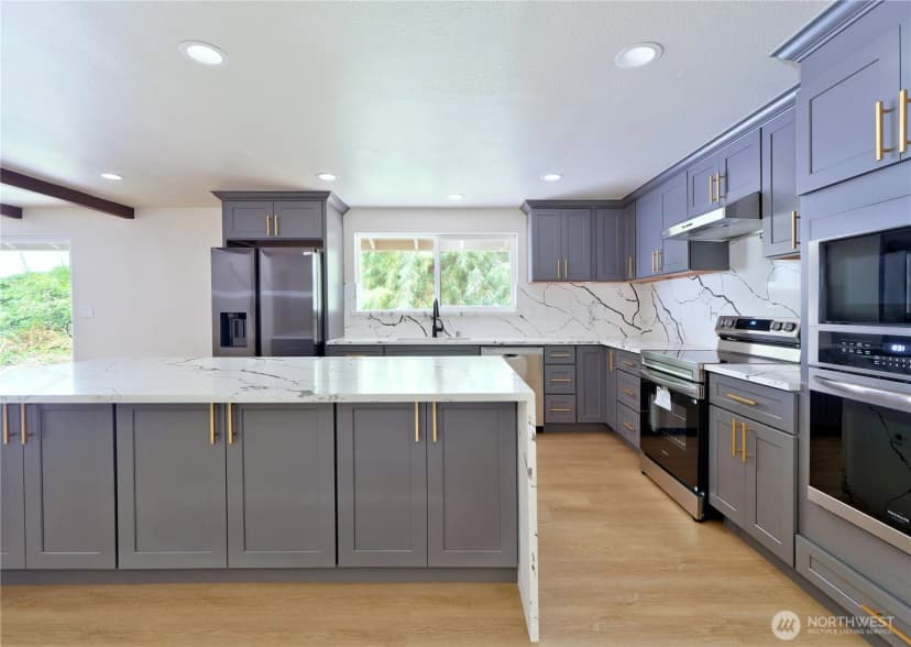 Property photo for 9802 58th Court E, Puyallup photo 10
