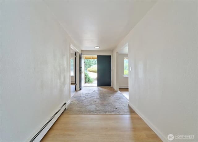Property photo for 9802 58th Court E, Puyallup photo 3