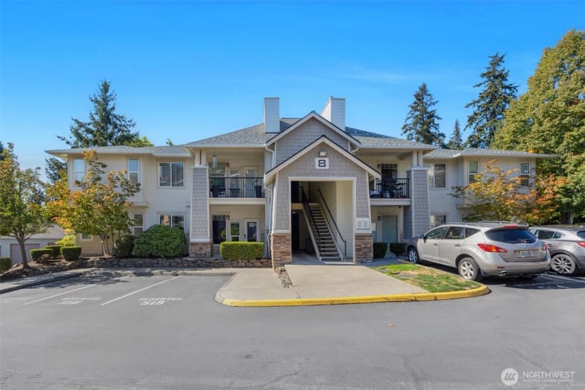 Property photo for 15026 40th Avenue W #8-202, Lynnwood photo 15