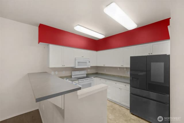 Property photo for 15026 40th Avenue W #8-202, Lynnwood photo 3