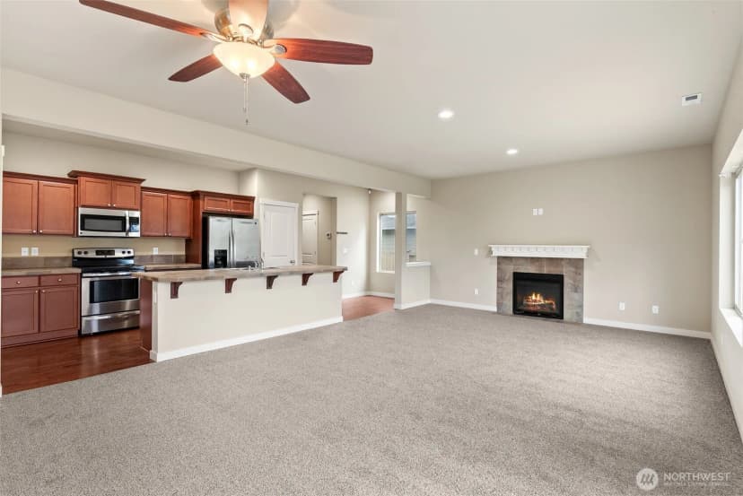 Property photo for 5030 35th Street E, Fife photo 11