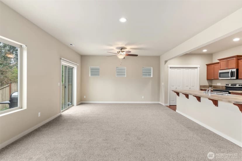 Property photo for 5030 35th Street E, Fife photo 12