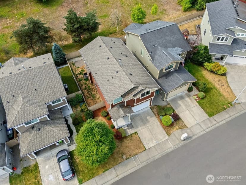 Property photo for 5030 35th Street E, Fife photo 4