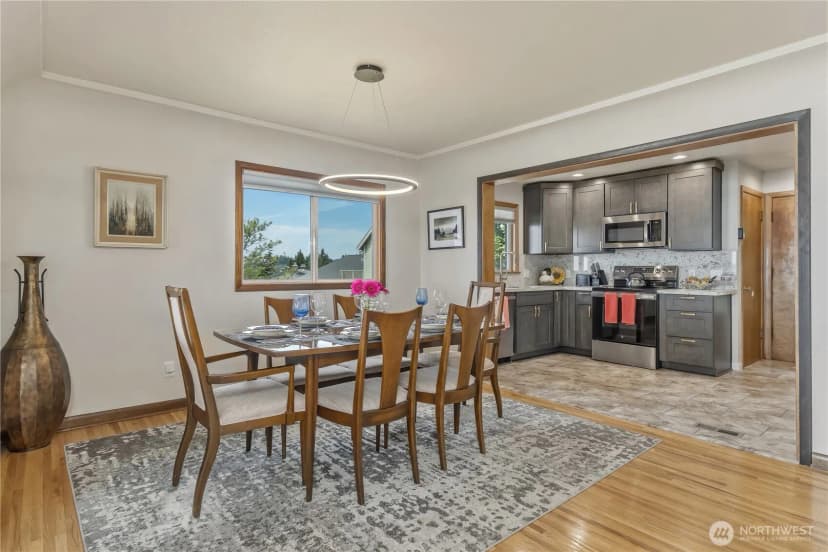 Property photo for 2040 Browns Point Boulevard, Tacoma photo 10