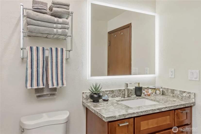 Property photo for 2040 Browns Point Boulevard, Tacoma photo 19