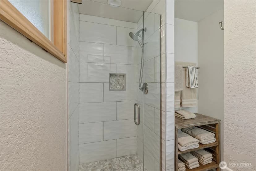 Property photo for 2040 Browns Point Boulevard, Tacoma photo 15