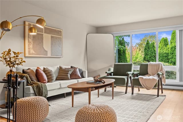 Property photo for 15214 Ne 8th Street #g8, Bellevue
