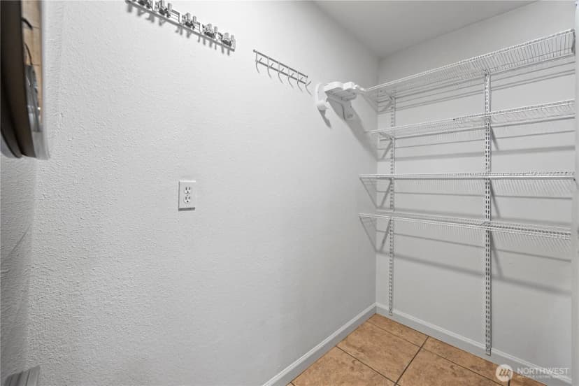 Property photo for 15214 Ne 8th Street #g8, Bellevue photo 29