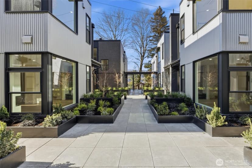 Property photo for 2010 Fairview Avenue E #a, Seattle photo 36