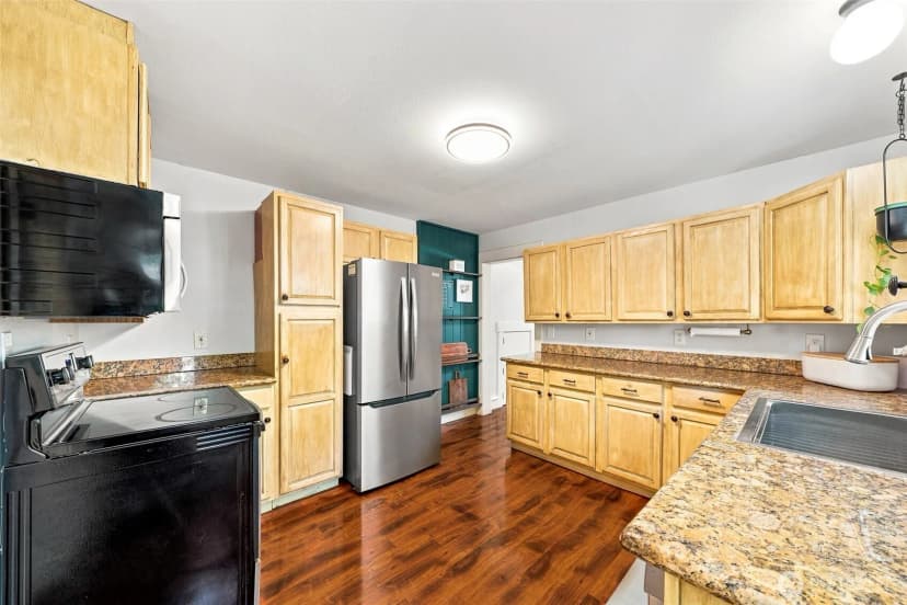Property photo for 316 Sydney Avenue N, North Bend photo 8