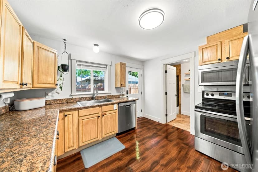 Property photo for 316 Sydney Avenue N, North Bend photo 9
