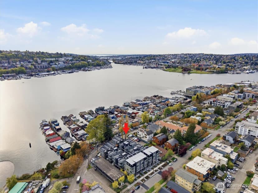 Property photo for 2016 Fairview Avenue E #c, Seattle photo 26