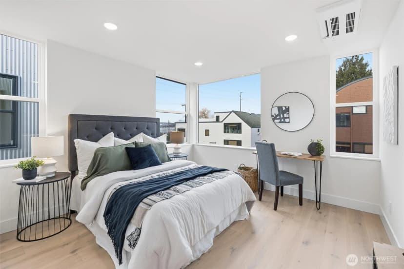Property photo for 2016 Fairview Avenue E #c, Seattle photo 13