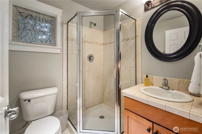 Property photo for 128 B 25th Avenue E, Seattle photo 20