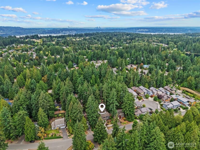 Property photo for 3211 220th Avenue Se, Sammamish photo 40