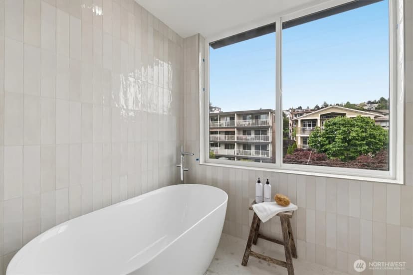 Property photo for 2017 Minor Avenue E, Seattle photo 19