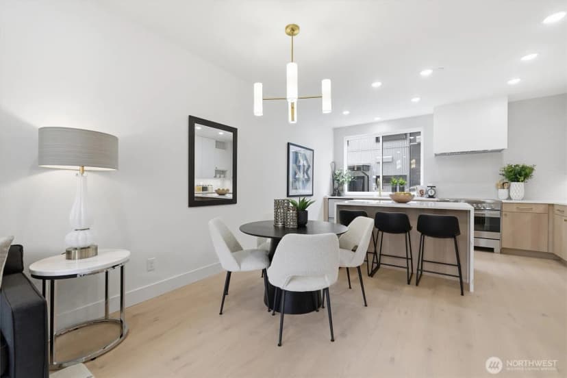 Property photo for 2017 Minor Avenue E, Seattle photo 10