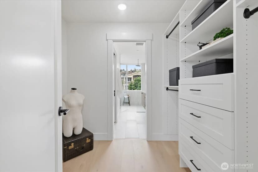 Property photo for 2017 Minor Avenue E, Seattle photo 17