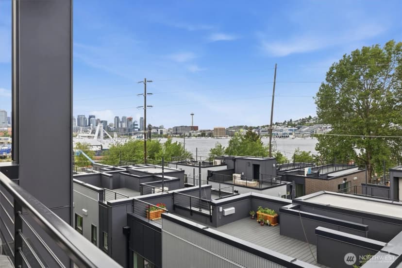 Property photo for 2017 Minor Avenue E, Seattle photo 28