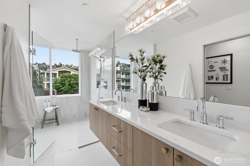 Property photo for 2017 Minor Avenue E, Seattle photo 18
