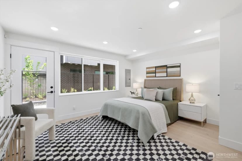 Property photo for 2017 Minor Avenue E, Seattle photo 33
