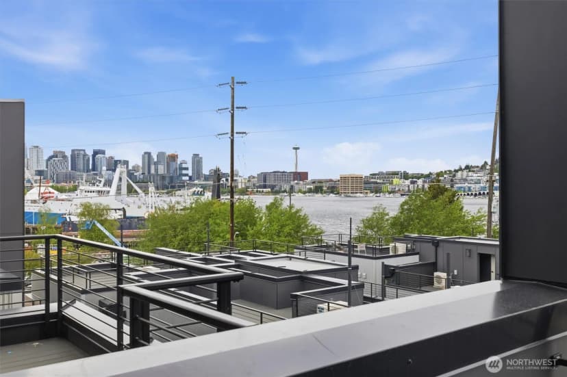 Property photo for 2017 Minor Avenue E, Seattle photo 2