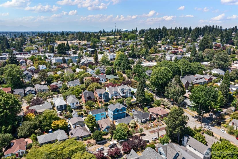 Property photo for 8043 19th Avenue Ne, Seattle photo 26