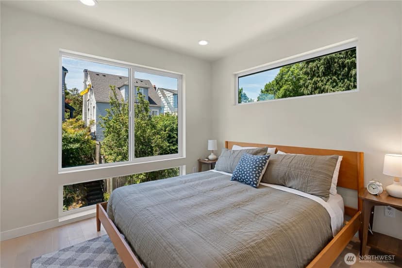 Property photo for 8043 19th Avenue Ne, Seattle photo 12