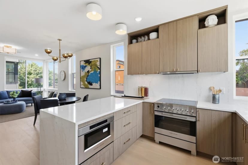 Property photo for 2019 Minor Avenue E, Seattle photo 15