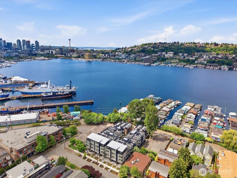 Property photo for 2019 Minor Avenue E, Seattle photo 3