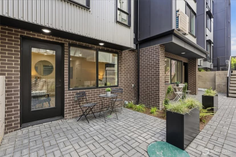 Property photo for 2019 Minor Avenue E, Seattle photo 36