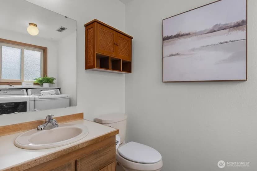 Property photo for 7404 100th Avenue Sw, Lakewood photo 17