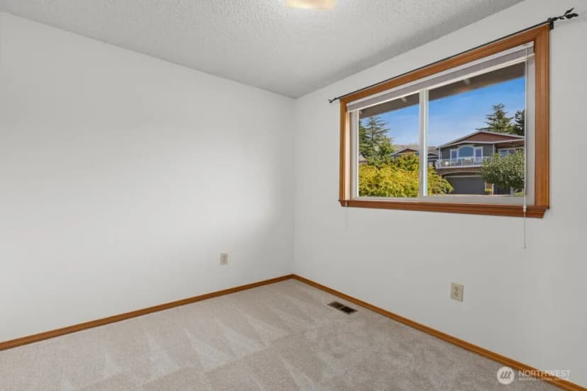 Property photo for 7404 100th Avenue Sw, Lakewood photo 28