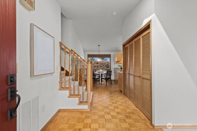 Property photo for 7404 100th Avenue Sw, Lakewood photo 3