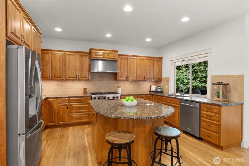 Property photo for 18626 157th Place Ne, Woodinville photo 9