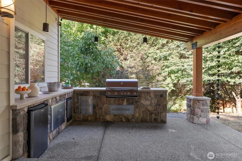 Property photo for 18626 157th Place Ne, Woodinville photo 28