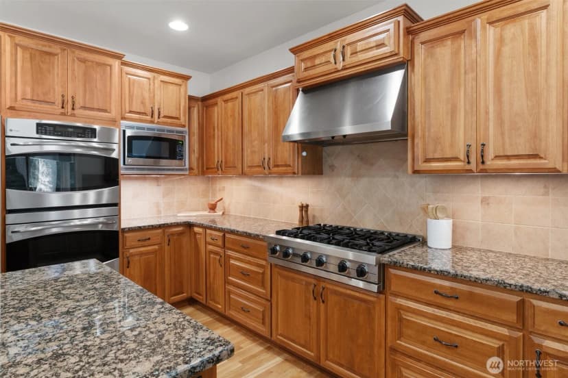 Property photo for 18626 157th Place Ne, Woodinville photo 10