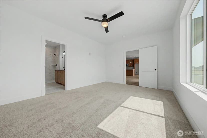 Property photo for 703 N Street Ne, Quincy photo 28
