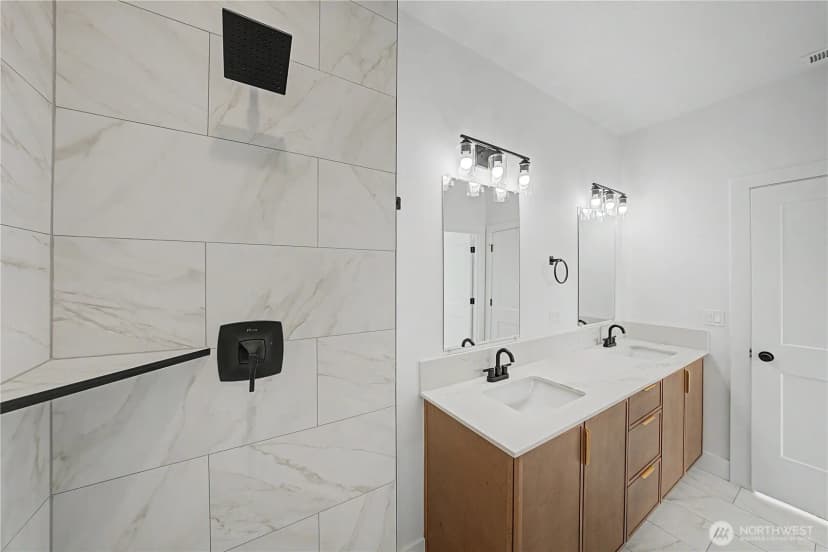Property photo for 703 N Street Ne, Quincy photo 24
