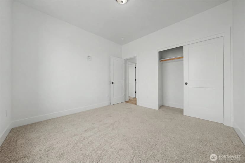Property photo for 703 N Street Ne, Quincy photo 20