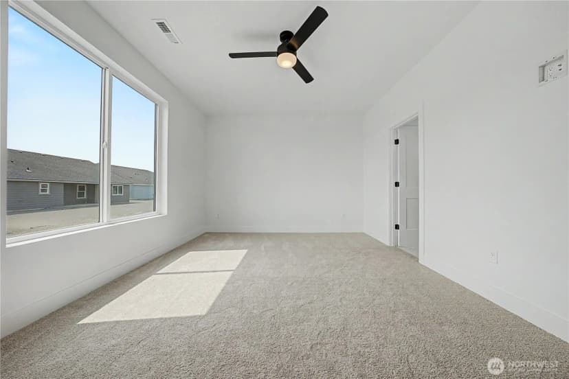 Property photo for 703 N Street Ne, Quincy photo 29