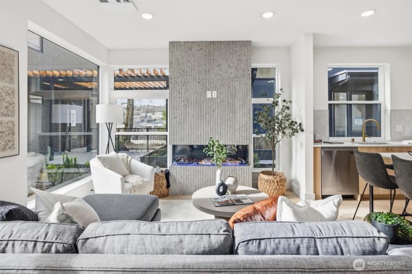 Property photo for 2018 Fairview Avenue E #a, Seattle photo 5