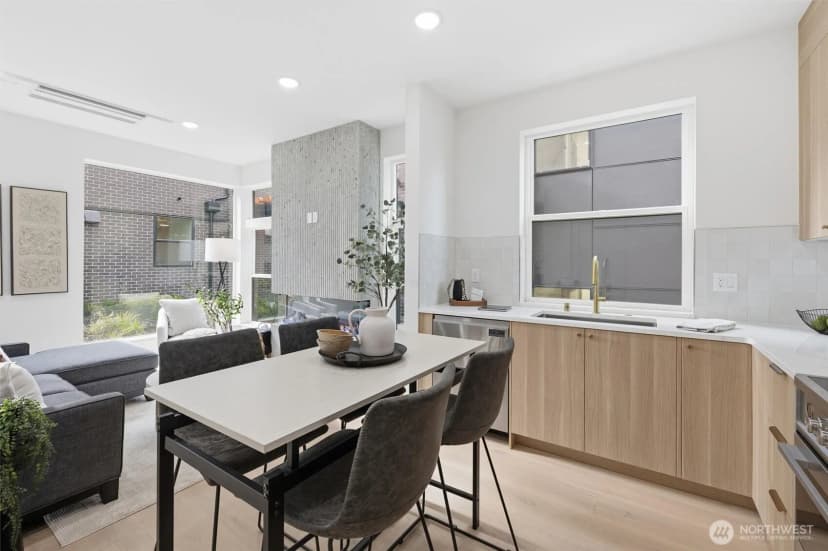 Property photo for 2018 Fairview Avenue E #a, Seattle photo 13