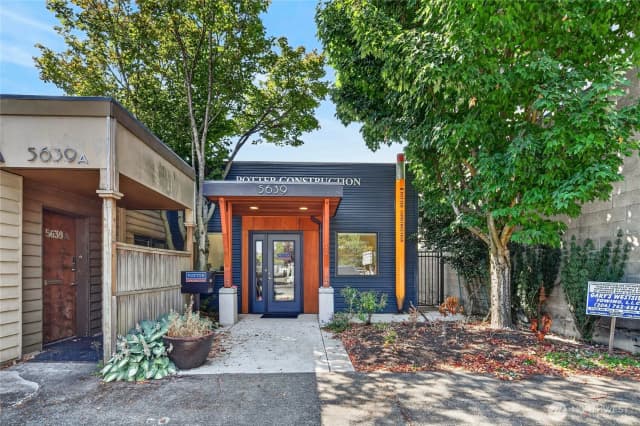 Property photo for 5639 California Avenue Sw, Seattle photo 4
