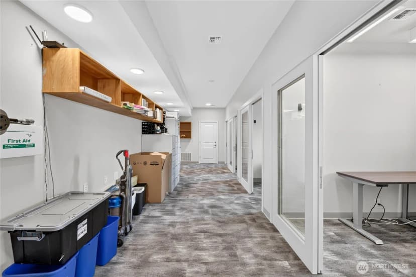 Property photo for 5639 California Avenue Sw, Seattle photo 12