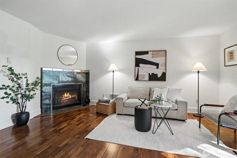 Property photo for 11052 Ne 33rd Place #a4, Bellevue photo 3