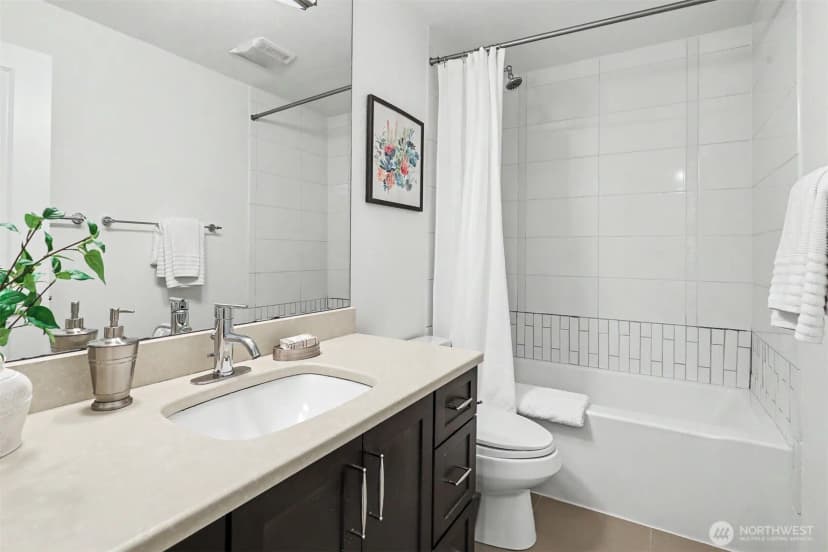 Property photo for 11052 Ne 33rd Place #a4, Bellevue photo 17