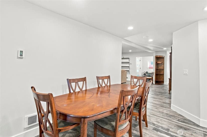 Property photo for 4010 82nd Avenue W, University Place photo 15