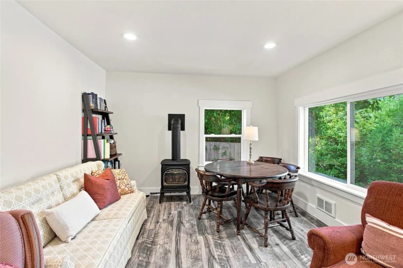 Property photo for 4010 82nd Avenue W, University Place photo 6