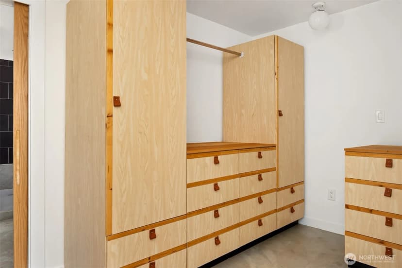 Property photo for 7925 18th Avenue Sw, Seattle photo 27